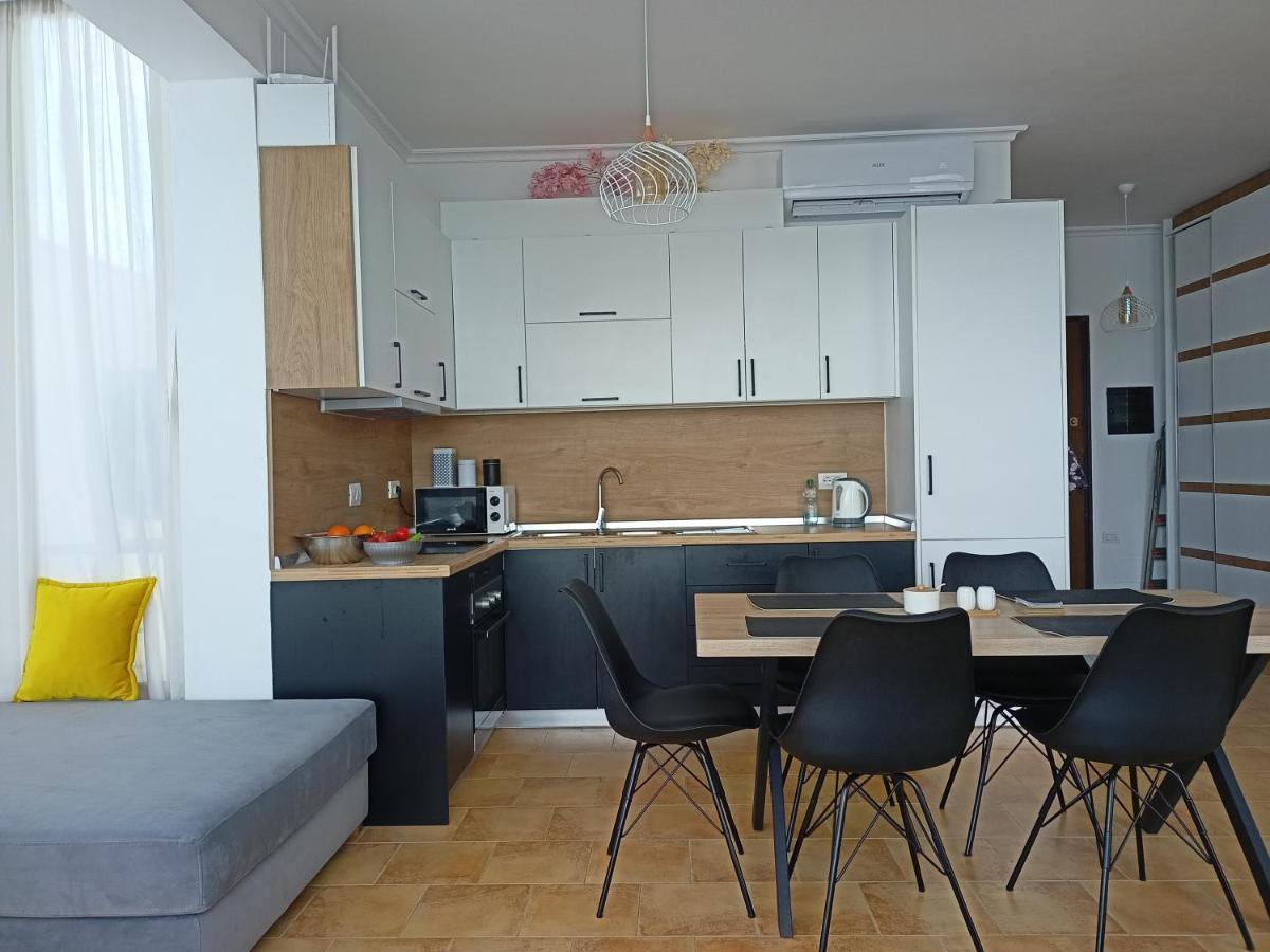 Apartman Dagmar Durrës Zewnętrze zdjęcie